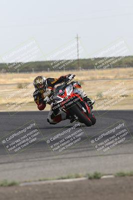 media/Sep-07-2024-Pacific Track Time (Sat) [[9bb89f5e83]]/A group/Phone Wall Paper 1000am/